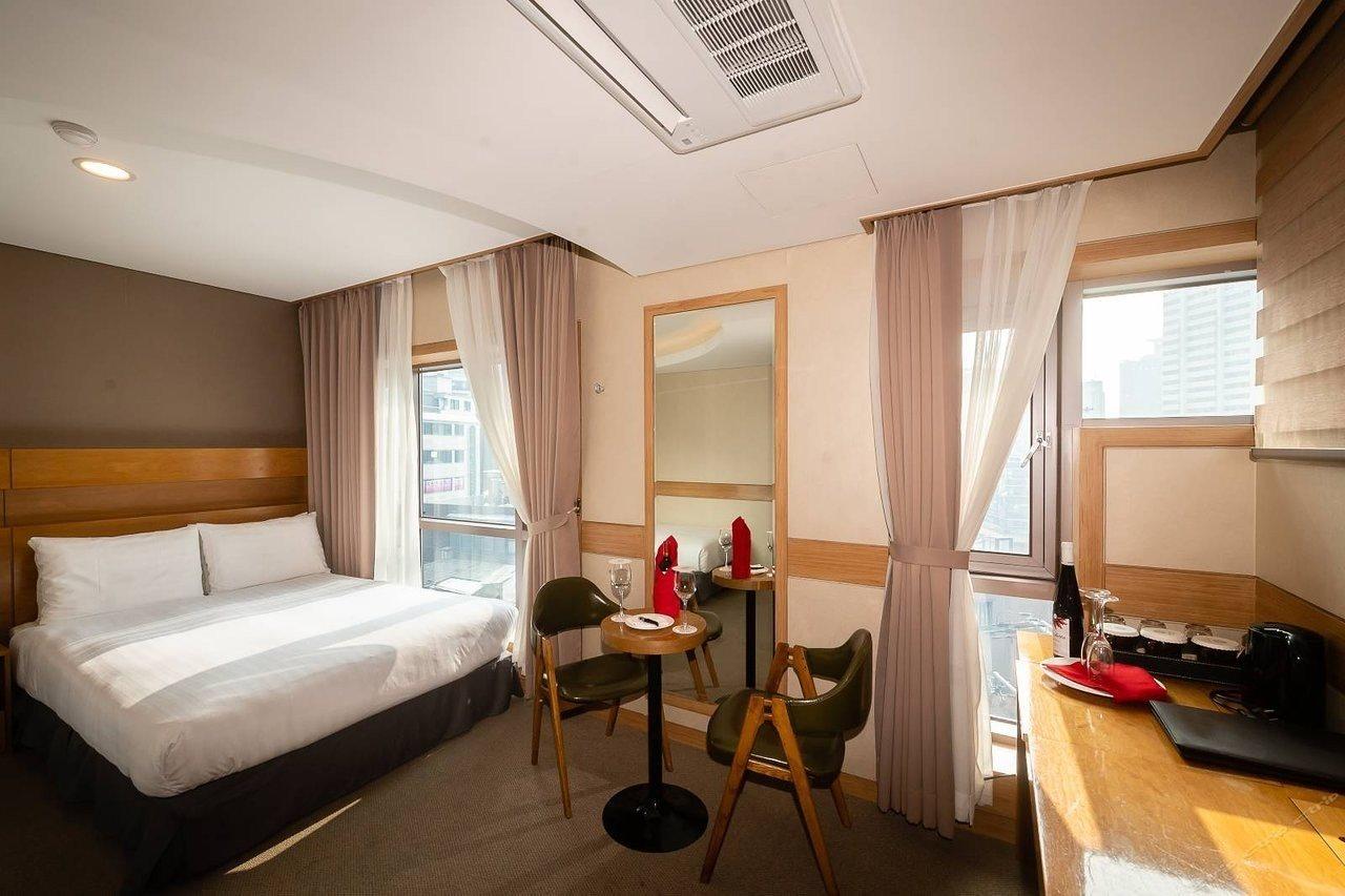 Floral Hotel Namsan City Seoul Myeongdong Kültér fotó