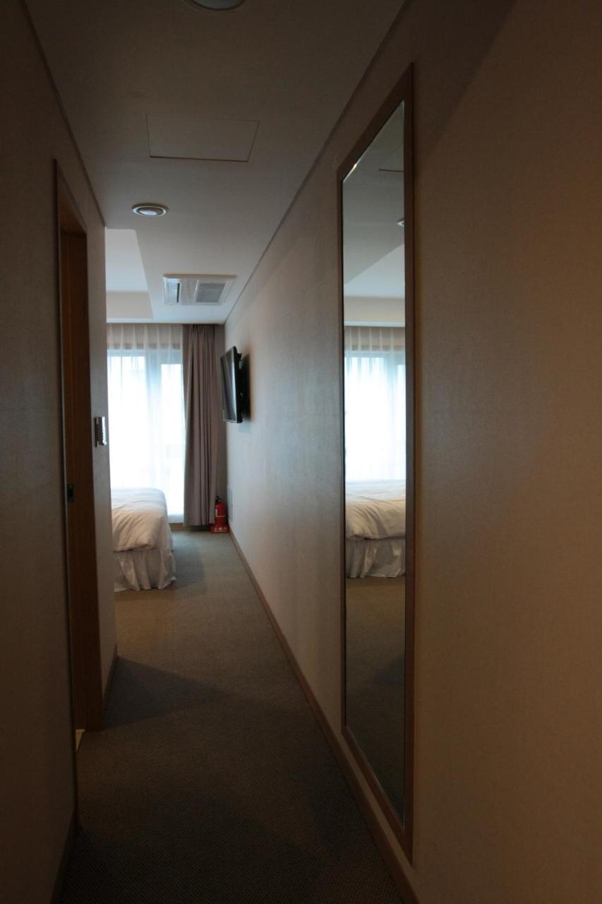 Floral Hotel Namsan City Seoul Myeongdong Kültér fotó