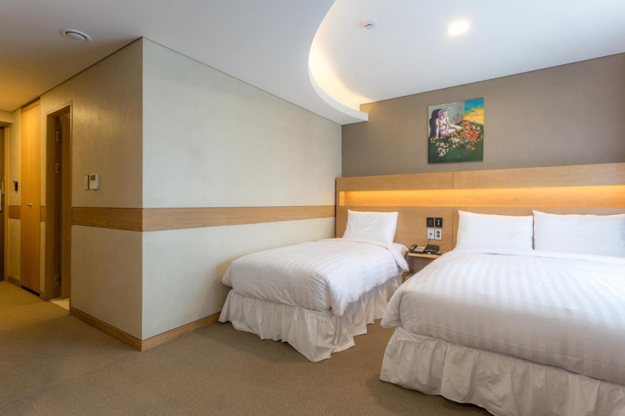Floral Hotel Namsan City Seoul Myeongdong Kültér fotó