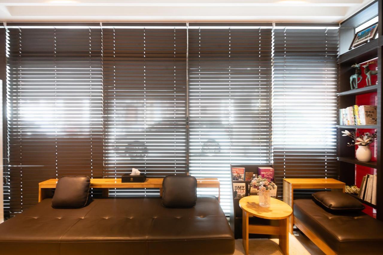 Floral Hotel Namsan City Seoul Myeongdong Kültér fotó